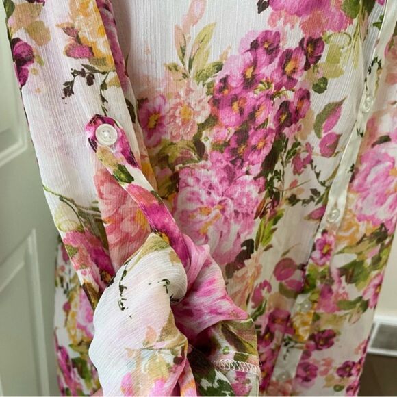 Kut From The Kloth Pink Foral Rose Printed Semi-Sheer Women's Top Blouse(Size M) - Picture 4 of 12